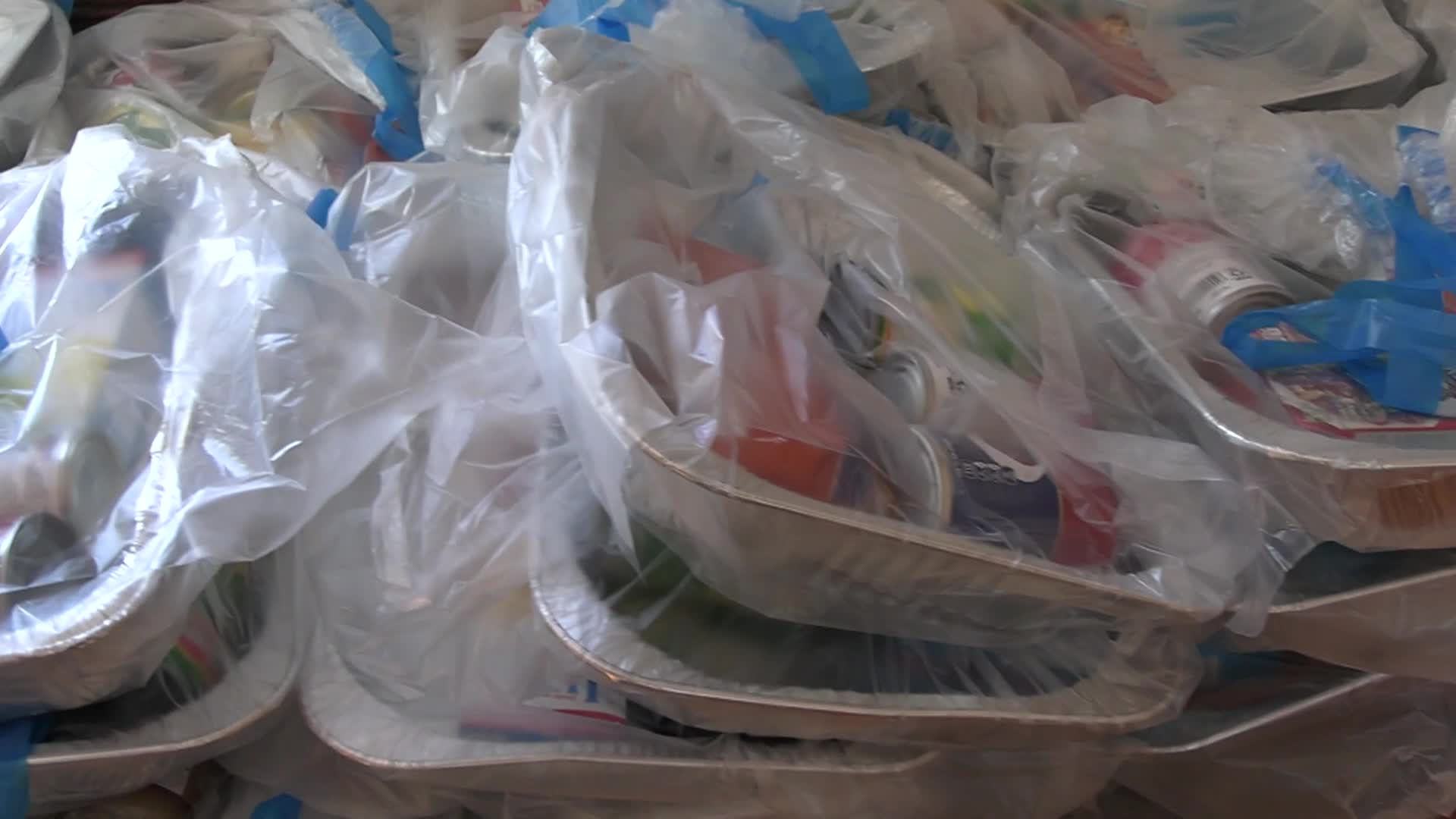 Thumbnail image for Food Pantry Thanksgiving